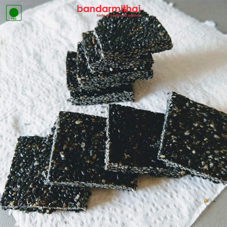 Nalla Nuvvula Chikki / Black Sesame Barfi - Bandar Mithai (Andhra Home Foods)